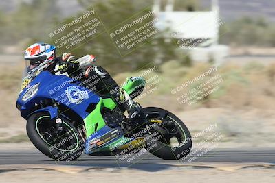 media/Nov-01-2025-CVMA (Sat) [[fc0f7531b8]]/Race 7-Formula Twins-Formula 40 UL/